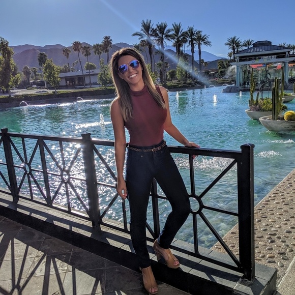 Meet your Posher, Tarah - Picture 3 of 5